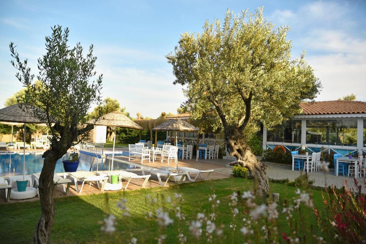 Zeytin Arasi Apart Otel Айвалик Екстер'єр фото