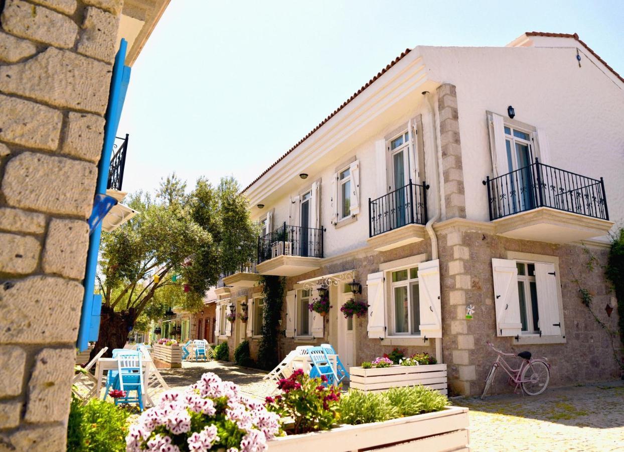 Zeytin Arasi Apart Otel Айвалик Екстер'єр фото
