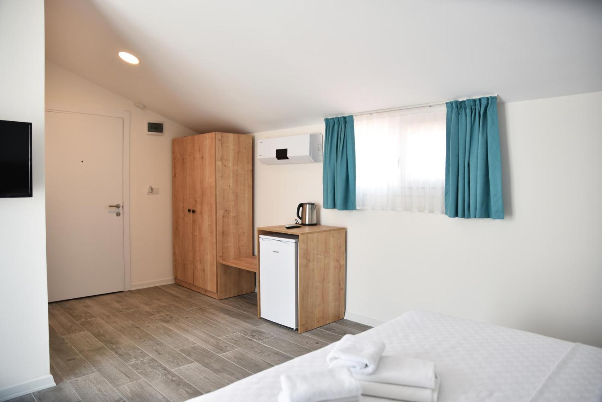 Zeytin Arasi Apart Otel Айвалик Номер фото