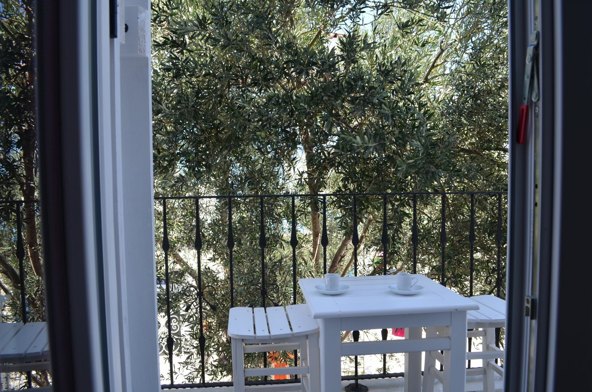 Zeytin Arasi Apart Otel Айвалик Екстер'єр фото