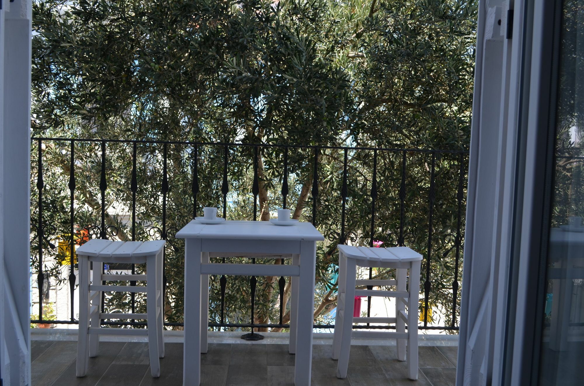 Zeytin Arasi Apart Otel Айвалик Екстер'єр фото